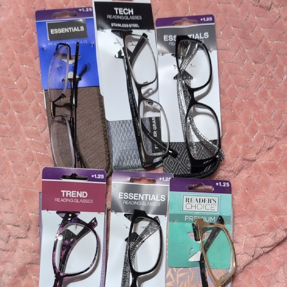 Assorted Reading Glasses Set